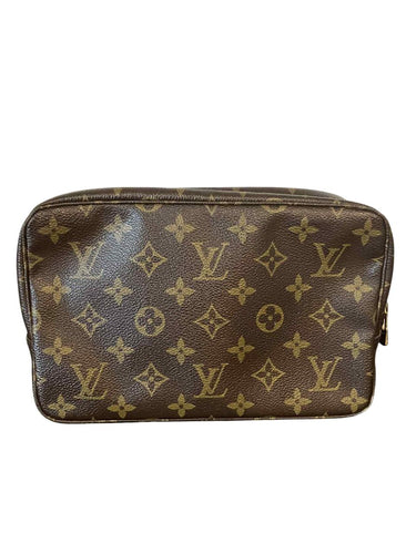 LV Trousse 23